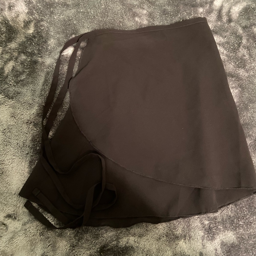 Bloch wrap around dance skirt one size